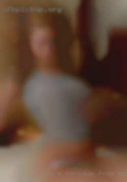 In a serious free phone sex  relationship with a woman.