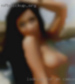Looking for an adventurous and casual discreet sex oral fun gal.